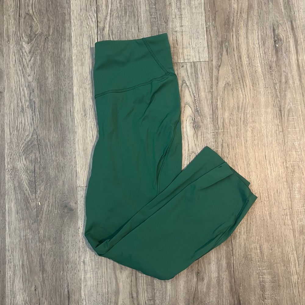 Green Lululemon CROP Leggings